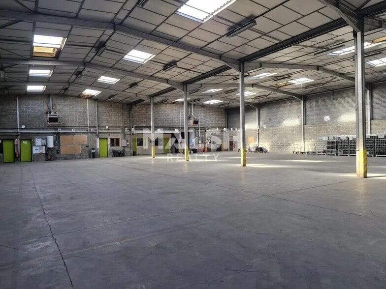 Bureau dans Vaulx-en-Velin à louer - Photo intérieure – Image 3 sur 26