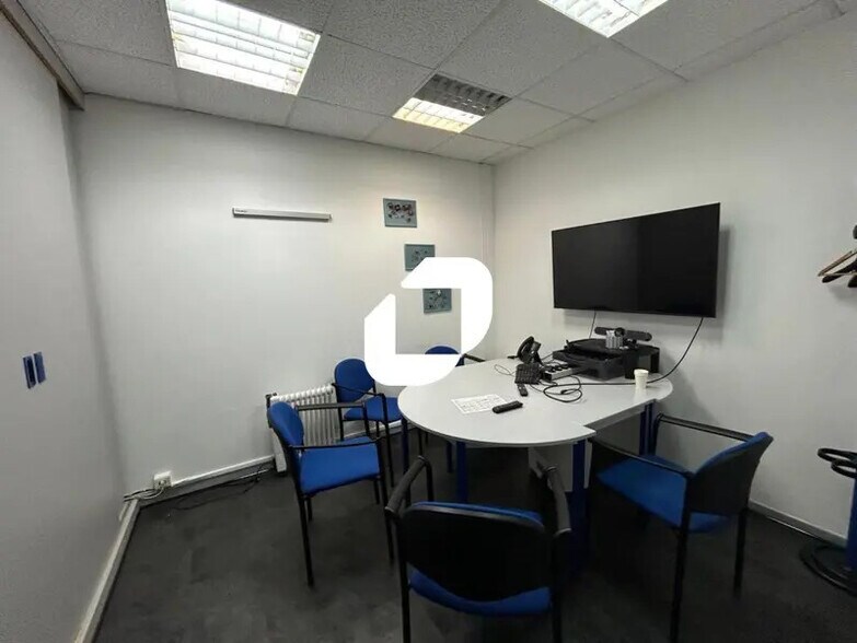 Bureau dans Vitry-sur-Seine à louer - Photo intérieure – Image 3 sur 11
