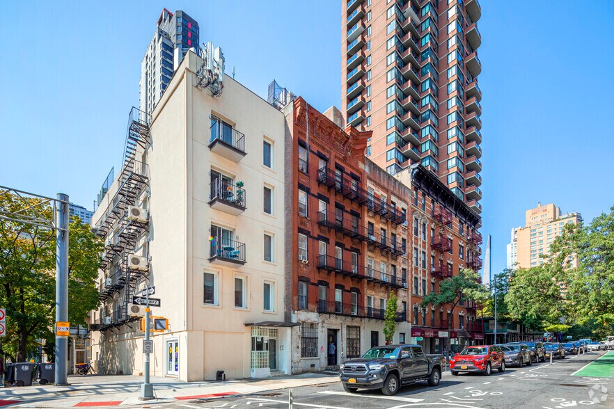 318 E 62nd St, New York, NY à louer - Photo de l’immeuble – Image 2 sur 48