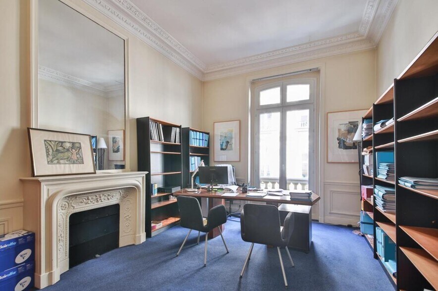 54 Rue De Ponthieu, Paris à louer - Photo intérieure – Image 3 sur 20