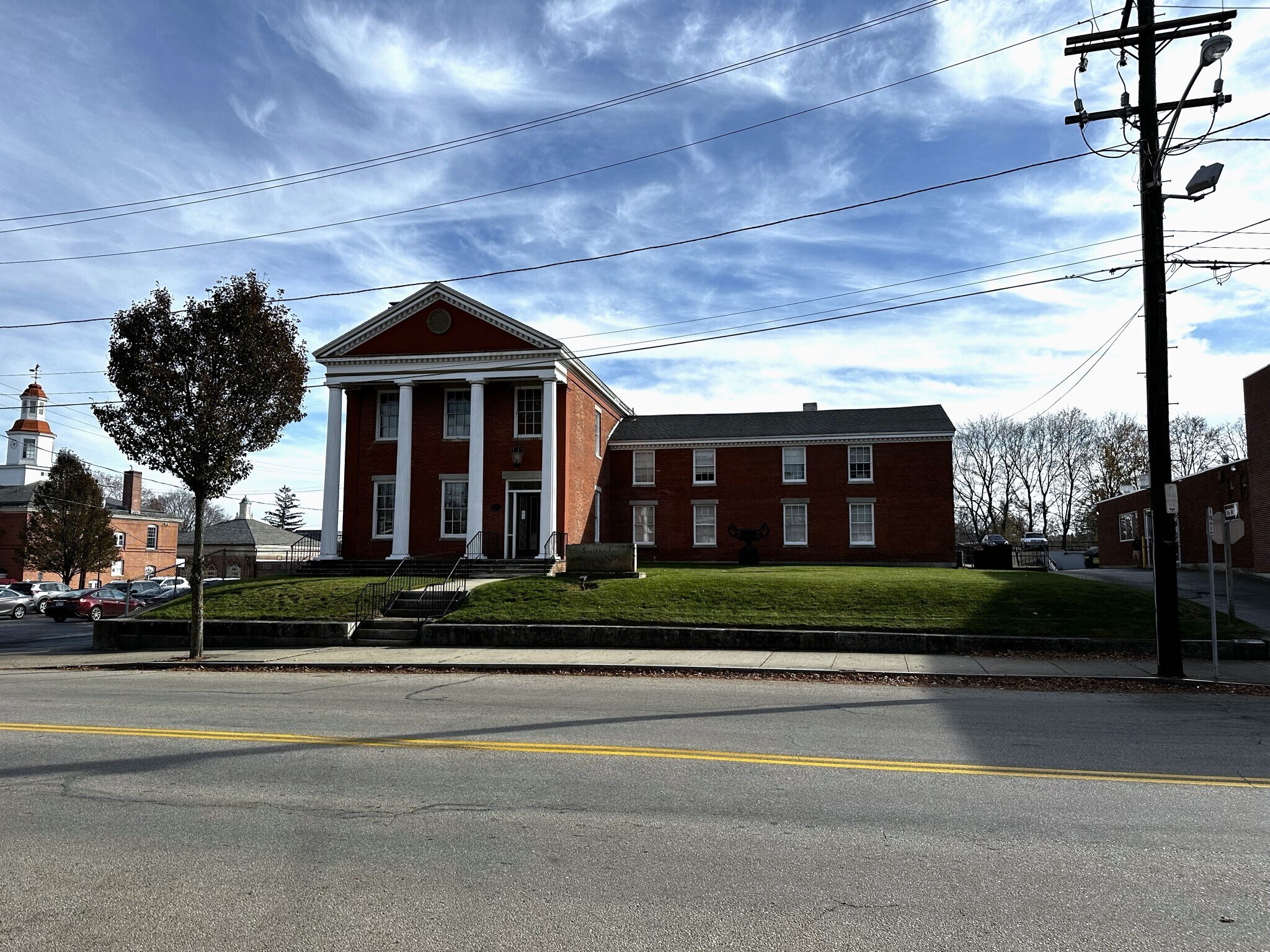 25 Elm St, Southbridge, MA à vendre Photo de l’immeuble– Image 1 sur 8