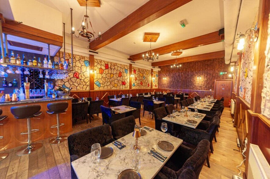 42 Old Church Rd, Londres à louer - Photo intérieure – Image 1 sur 10