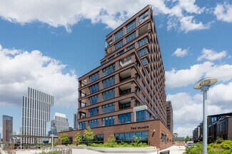 Plus de détails pour 29 Huron St, Brooklyn, NY - Local commercial à louer