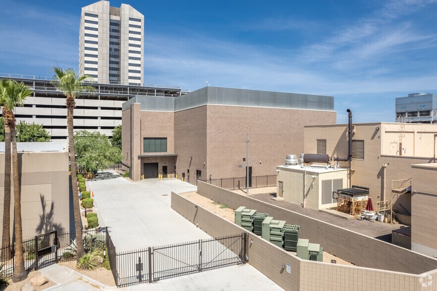 4010 N 3rd St, Phoenix, AZ à louer - Photo de l’immeuble – Image 3 sur 6