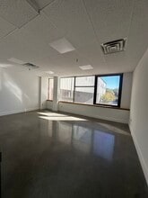 8 John Walsh Blvd, Peekskill, NY à louer Photo intérieure– Image 2 sur 3