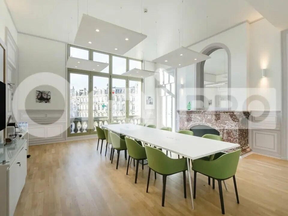 Bureau dans Lyon à louer Photo de l’immeuble– Image 1 sur 5