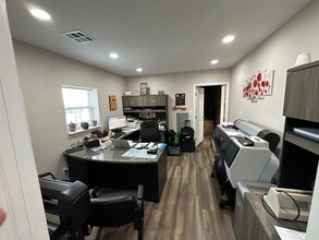 10830 Canal St, Seminole, FL à louer Photo intérieure– Image 1 sur 2