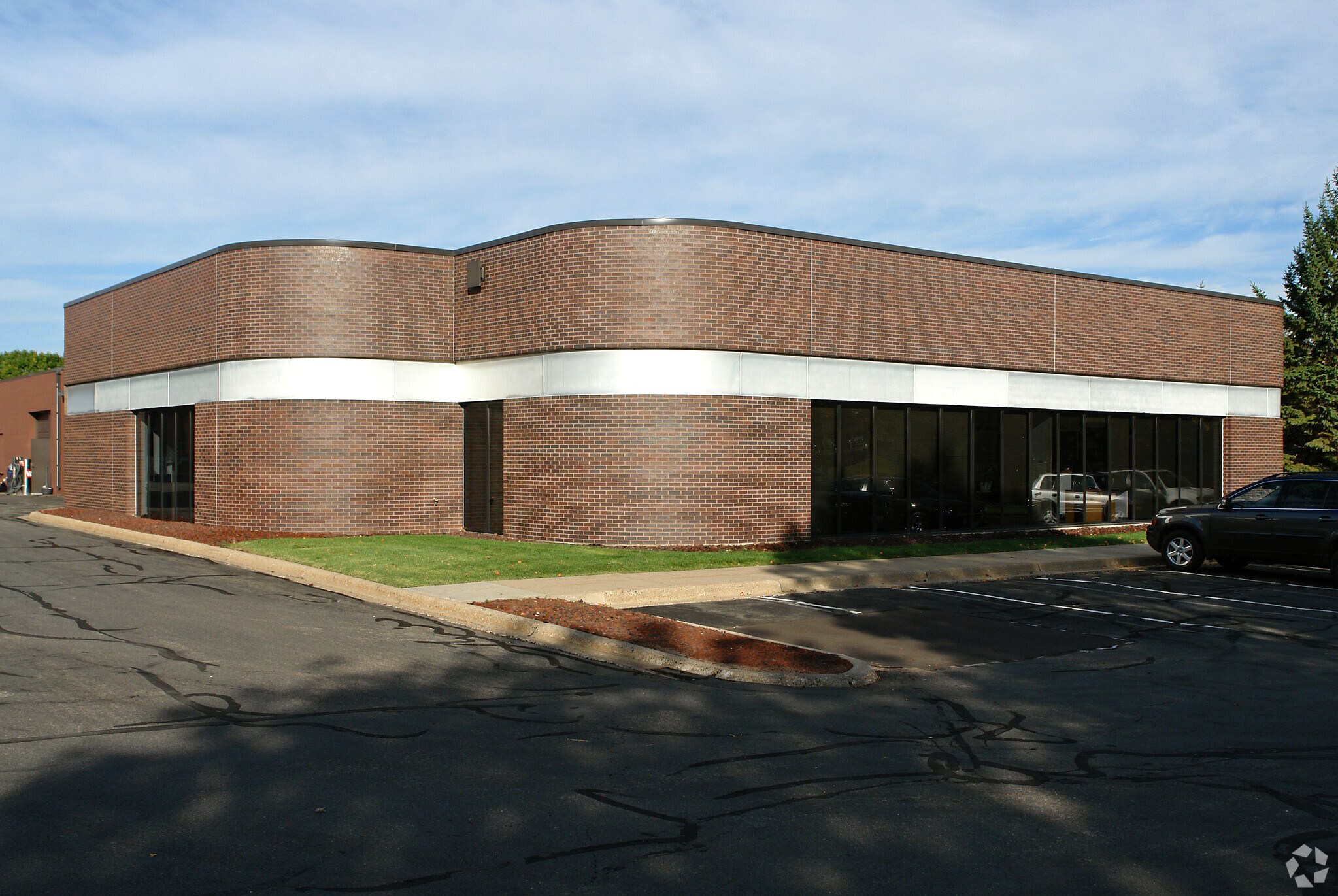 1370 Mendota Heights Rd, Mendota Heights, MN à vendre Autre– Image 1 sur 19