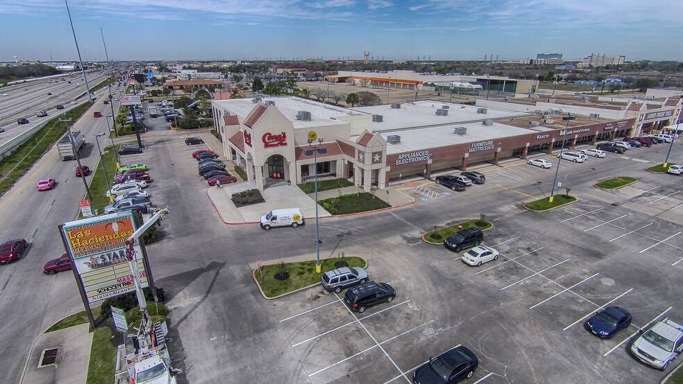 1020-1030 W NASA Rd 1, Webster, TX à louer - Photo de l’immeuble – Image 3 sur 9
