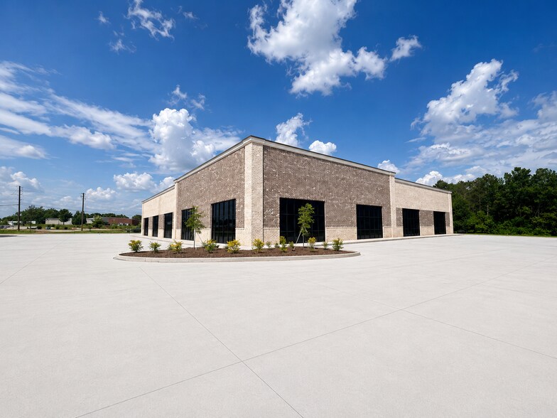 4515 M Stringer Rd, Oakwood, GA à louer - Photo de l’immeuble – Image 2 sur 4