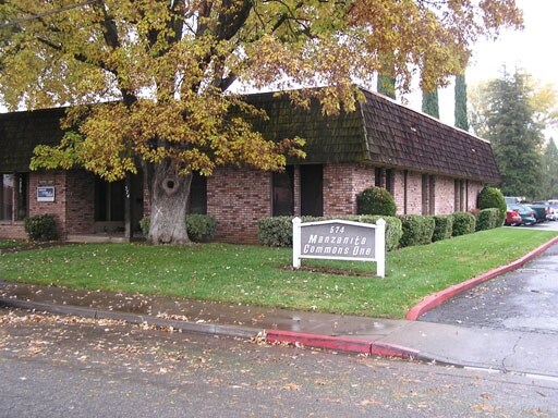 574 Manzanita Ct, Chico, CA à louer - Photo principale – Image 1 sur 6