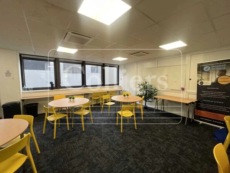 17 Bis Avenue Robert Schuman, Marseille à louer - Photo de l’immeuble – Image 2 sur 5