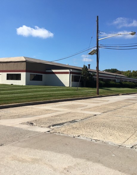 1 Johnson Dr, Raritan, NJ à louer - Photo de l’immeuble – Image 3 sur 22