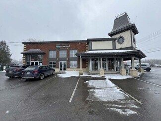 Plus de détails pour 231 Rue Notre-Dame, Berthierville, QC - Local commercial à louer