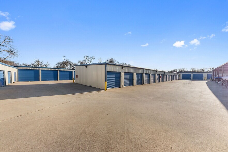 3621 Elm Grove Rd, Rowlett, TX à vendre - Photo de l’immeuble – Image 1 sur 15
