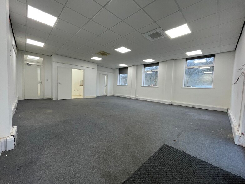 Javelin Way, Ashford à louer - Photo de l’immeuble – Image 3 sur 11
