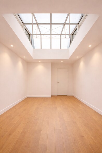 Immeuble residentiel dans Paris à vendre - Photo de l’immeuble – Image 2 sur 3