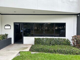 Plus de détails pour 1287 E Newport Center Dr, Deerfield Beach, FL - Local d'activités à louer