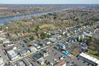 45 S Main St, Yardley, PA à louer Aérien– Image 1 sur 1