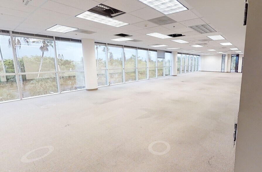 600 Corporate Dr, Fort Lauderdale, FL à louer - Numérisation 3D Matterport – Image 3 sur 23