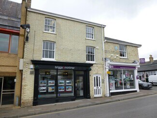 Plus de détails pour 20 Market Hill, Royston - Local commercial à louer