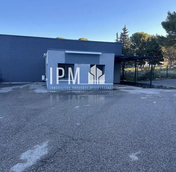 Terrain dans Martigues à louer - Photo de l’immeuble – Image 2 sur 6