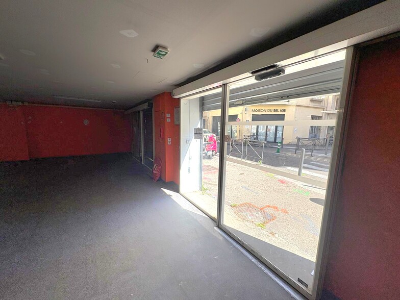 18 Bis Rue Marx Dormoy, Marseille à louer - Photo intérieure – Image 2 sur 8