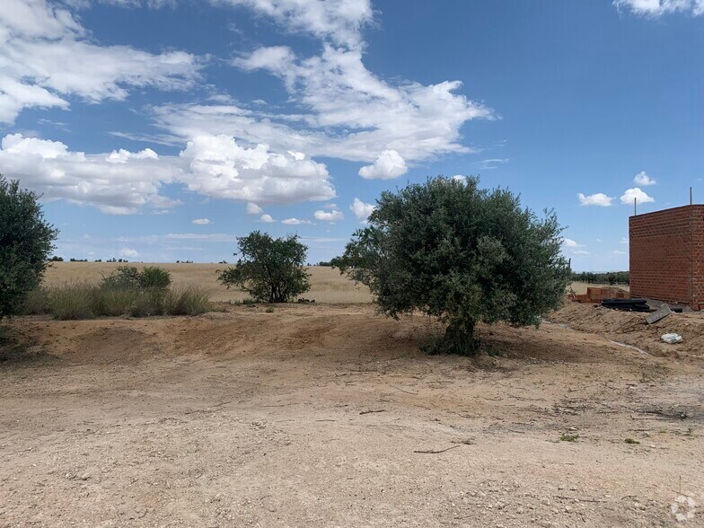 Avenida Aristóteles, s/n, Cobisa, Toledo à vendre - Photo de l’immeuble – Image 2 sur 4
