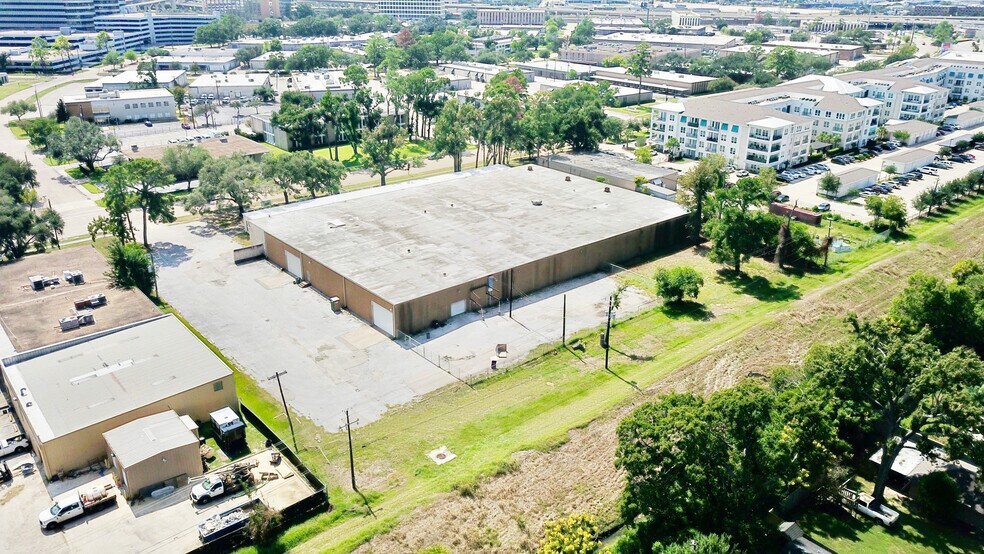 3810 Dacoma St, Houston, TX à louer - Photo de l’immeuble – Image 3 sur 5