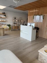 9705 S Dixie Hwy, Pinecrest, FL à louer - Vidéo sur l’annonce professionnelle 