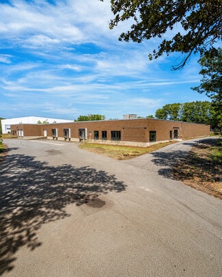 Plus de détails pour 54 Industrial Way, Wilmington, MA - Industriel/Logistique à louer
