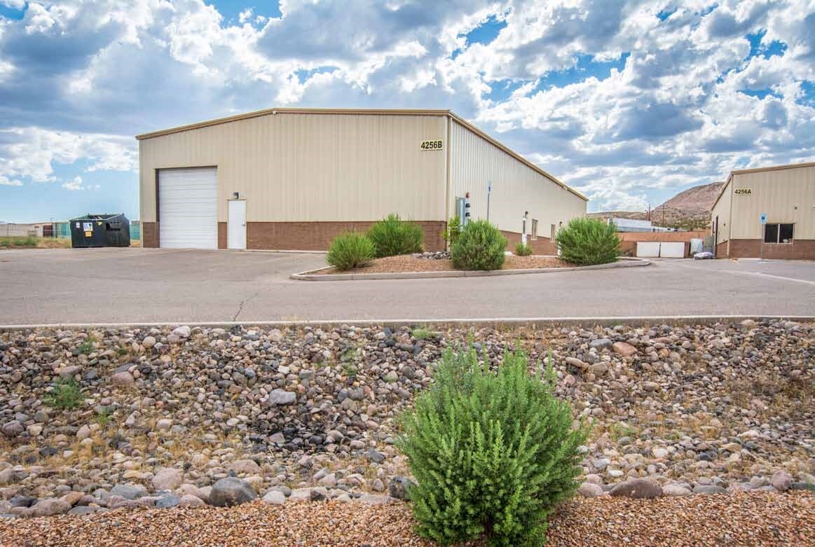4256 S 950 E, St George, UT à vendre Photo principale– Image 1 sur 7
