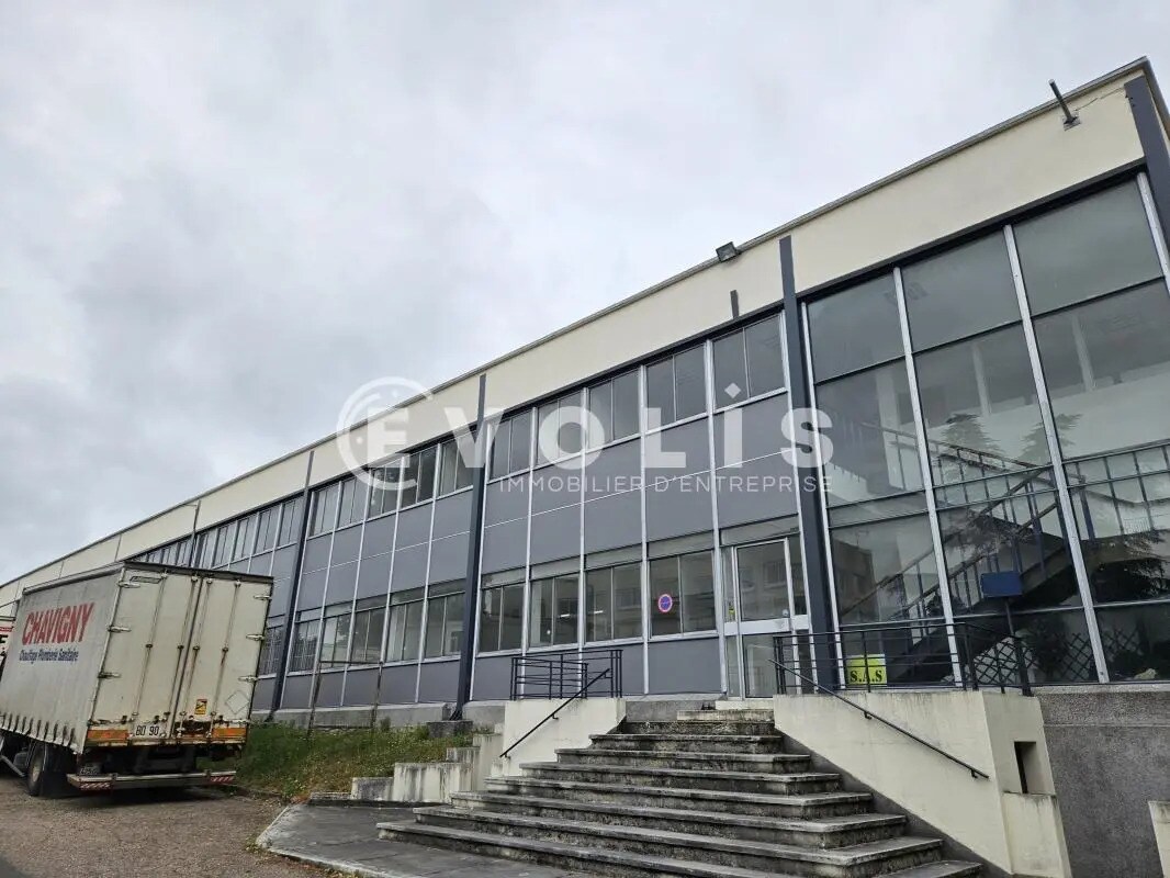 Local d’activités dans Villebon-sur-Yvette à louer Photo de l’immeuble– Image 1 sur 12