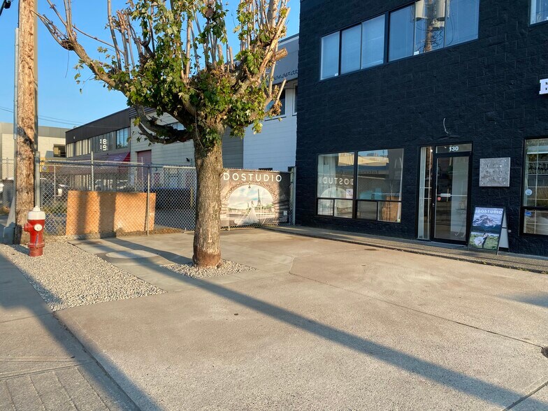 8740 Beckwith Rd, Richmond, BC à louer - Photo de l’immeuble – Image 2 sur 7