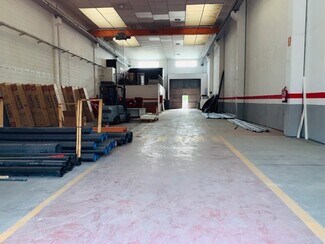 Plus de détails pour Industriel/Logistique à louer