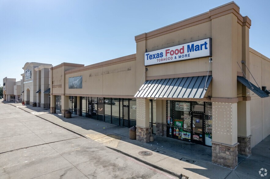 2984 W Wheatland Rd, Dallas, TX à louer - Photo de l’immeuble – Image 3 sur 6
