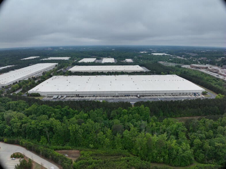 2510 Mill Center Pky, Buford, GA à louer – Image 2 sur 17