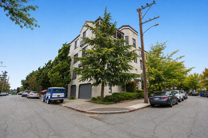1001 Warfield Ave, Oakland, CA à vendre - Photo de l’immeuble – Image 2 sur 19