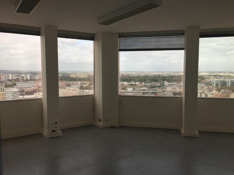 Bureau dans Pantin à vendre - Photo intérieure – Image 2 sur 12