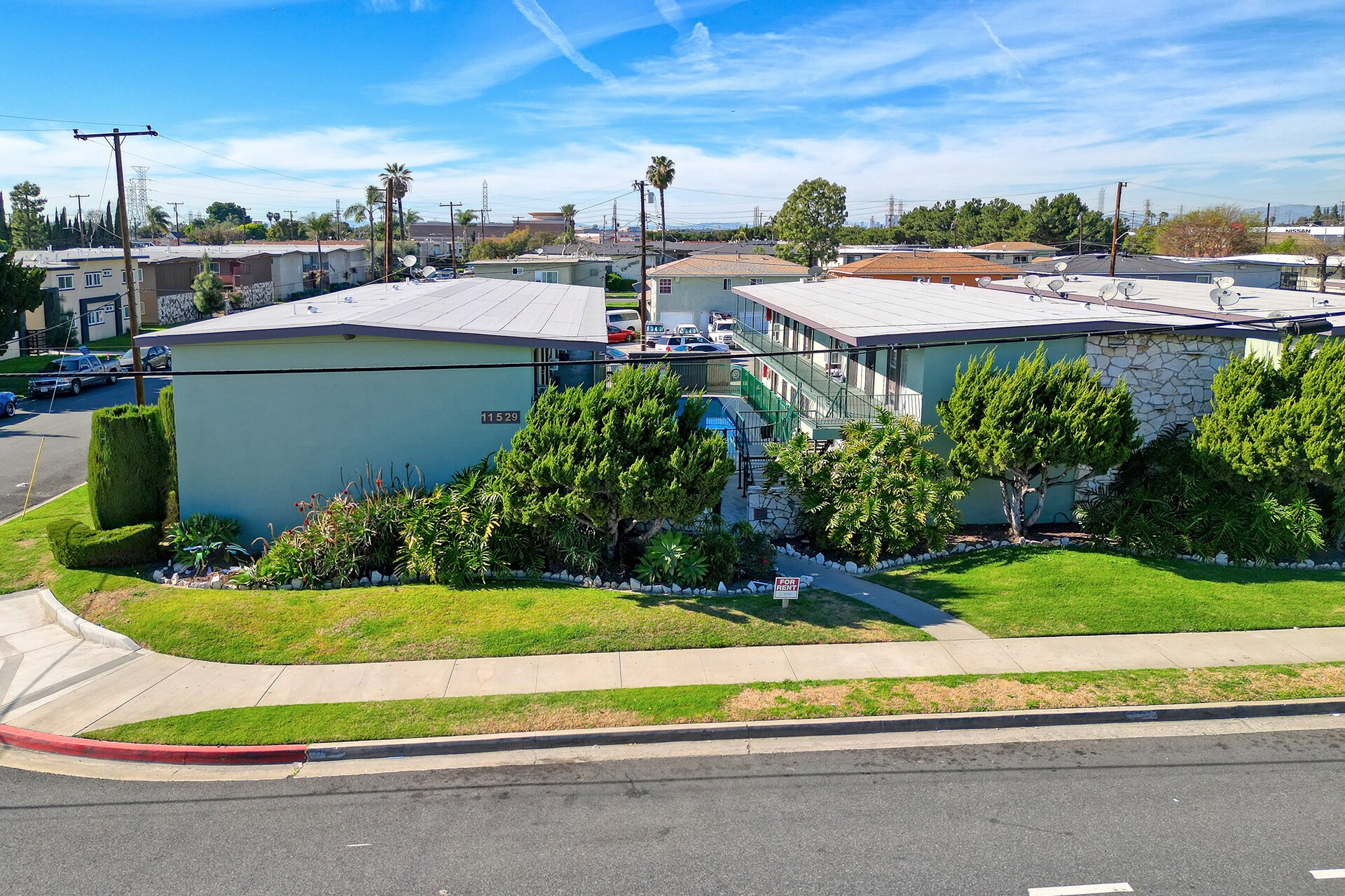 11523-11529 Old River School Rd, Downey, CA à vendre Photo principale– Image 1 sur 10