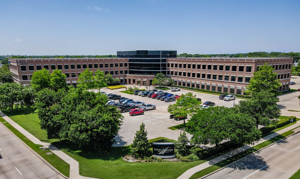 19111 N Dallas Pky, Dallas, TX à louer - Photo principale – Image 1 sur 9