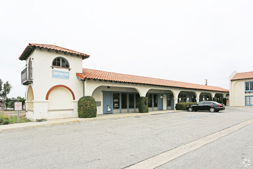 17672 Beach Blvd, Huntington Beach, CA à vendre - Photo de l’immeuble – Image 3 sur 12