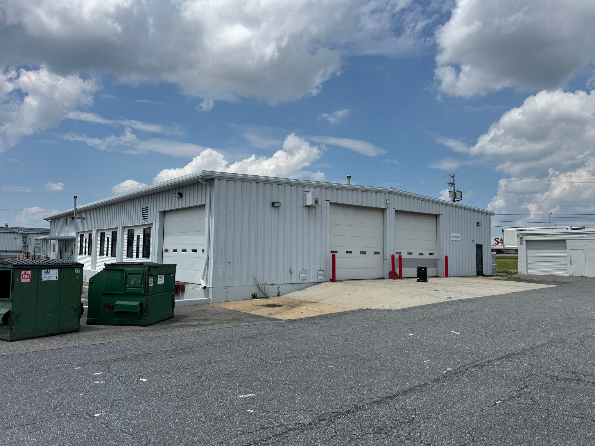 14515 Industry Dr, Hagerstown, MD à louer Photo de l’immeuble– Image 1 sur 7