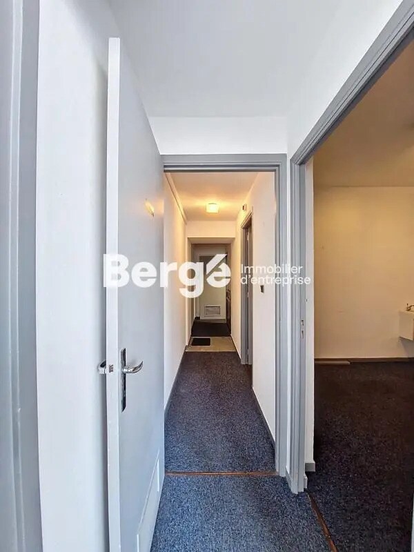 Plus de détails pour Bureau à vendre