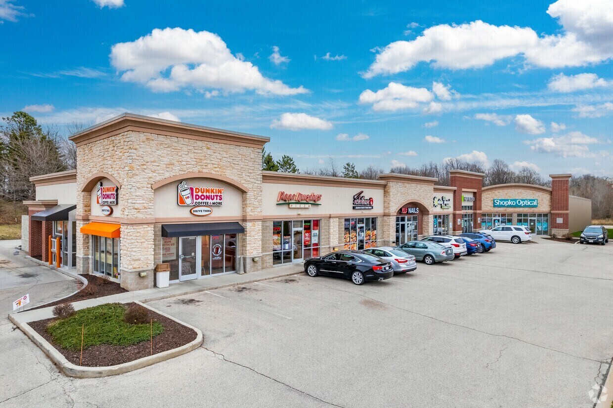 1589-1595 E Sumner St, Hartford, WI à louer Photo principale– Image 1 sur 2