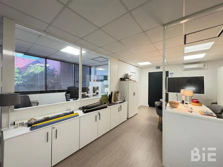 Bureau dans Mérignac à louer - Photo intérieure – Image 2 sur 5