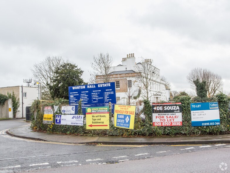 Worton Rd, Isleworth à louer - Photo de l’immeuble – Image 3 sur 8