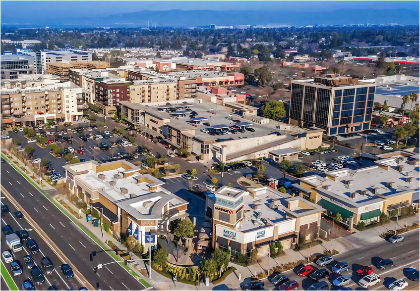2580 El Camino Real, Mountain View, CA à louer - Aérien – Image 2 sur 2