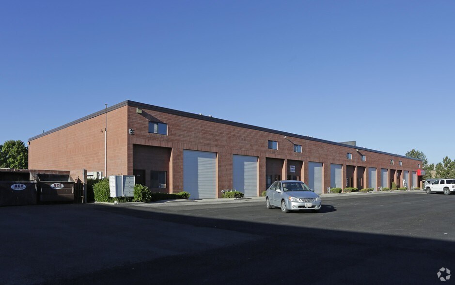 529-559 W 9460 S, Sandy, UT à louer - Photo principale – Image 1 sur 4
