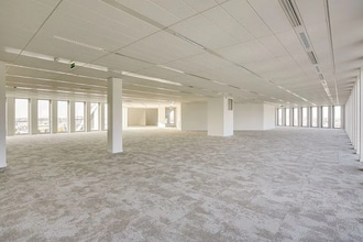 55 Place Nelson Mandela, Nanterre à louer Photo intérieure– Image 2 sur 3